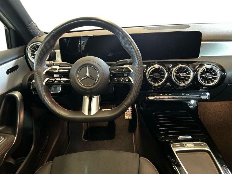 Mercedes-Benz Classe A A 180 AMG Line Premium Plus + TETTO APRIBILE