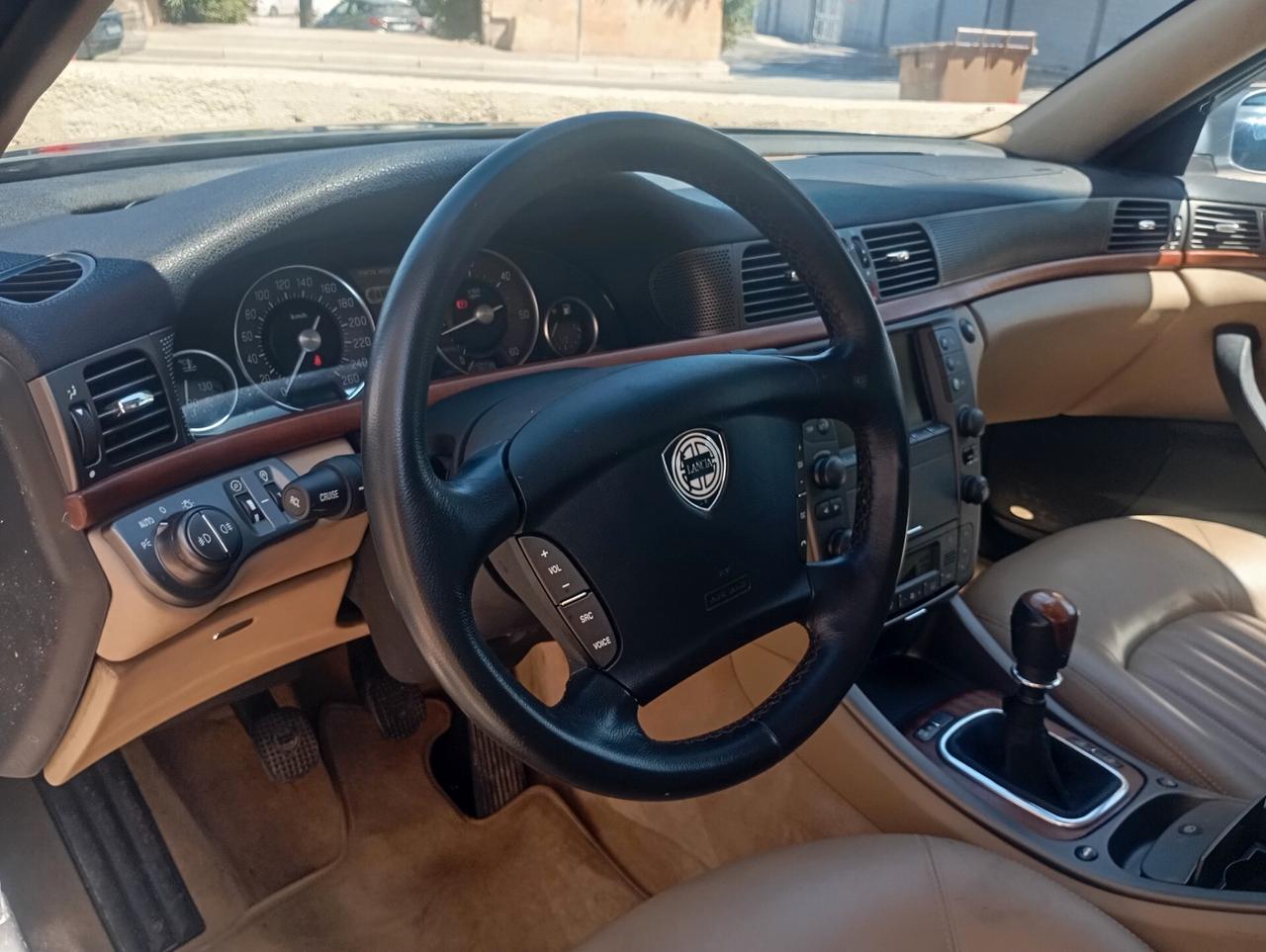 Lancia Thesis 2.4 JTD Emblema