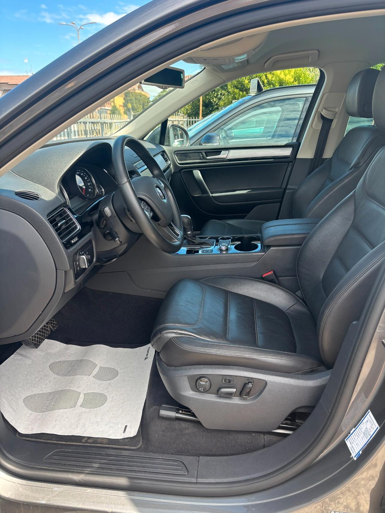 Volkswagen Touareg 3.0 TDI 204 CV tiptronic BlueMotion Techn. Executive NESSUN VINCOLO