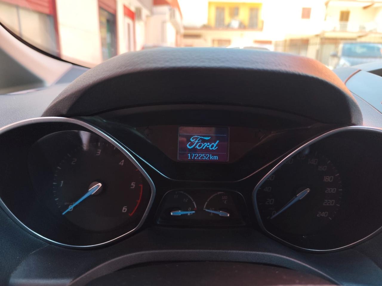 Ford C-Max 1.6 TDCi 115CV GANCIO DI TRAINO