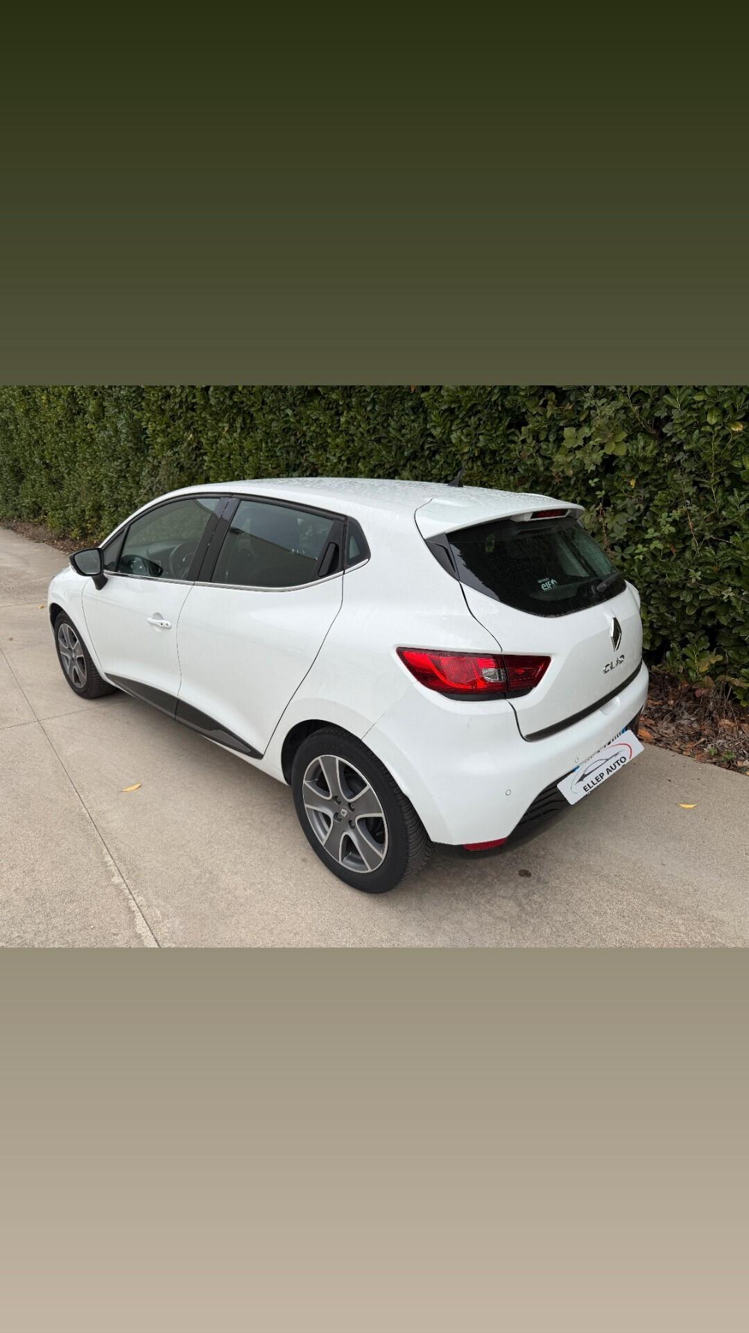 Renault Clio 1.2 75CV 5 porte CINGHIA OK - NEOPATENTATI