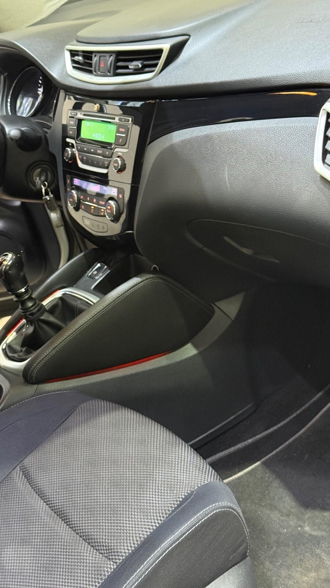 Nissan Qashqai 1.5 dCi Visia