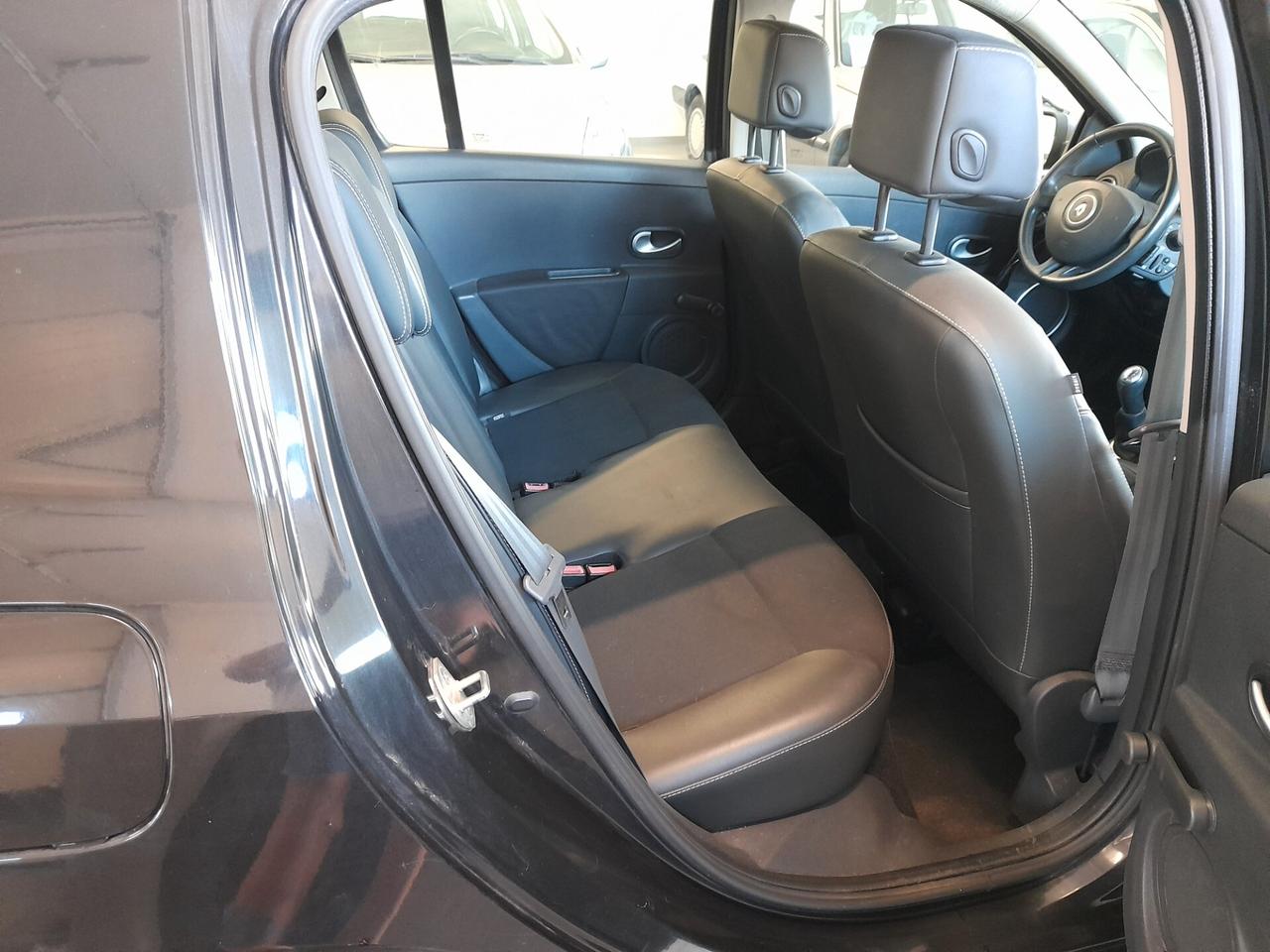 Renault Clio 1.2 16V 5 porte Dynamique