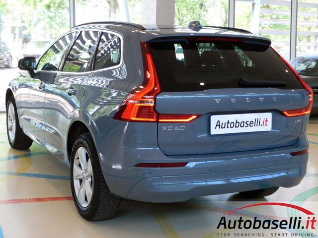 VOLVO XC60 B4 (D) MHEV 197CV AUTOMATICO CORE N1 - IVA ESPOSTA