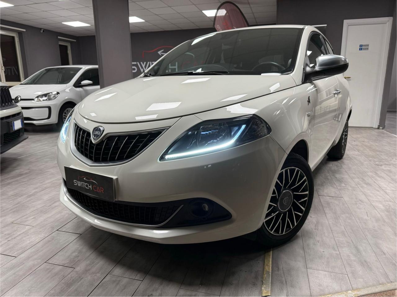 Lancia Ypsilon 1.0 FireFly 5 porte S&S Hybrid Alberta Ferretti SUPER PREZZO!