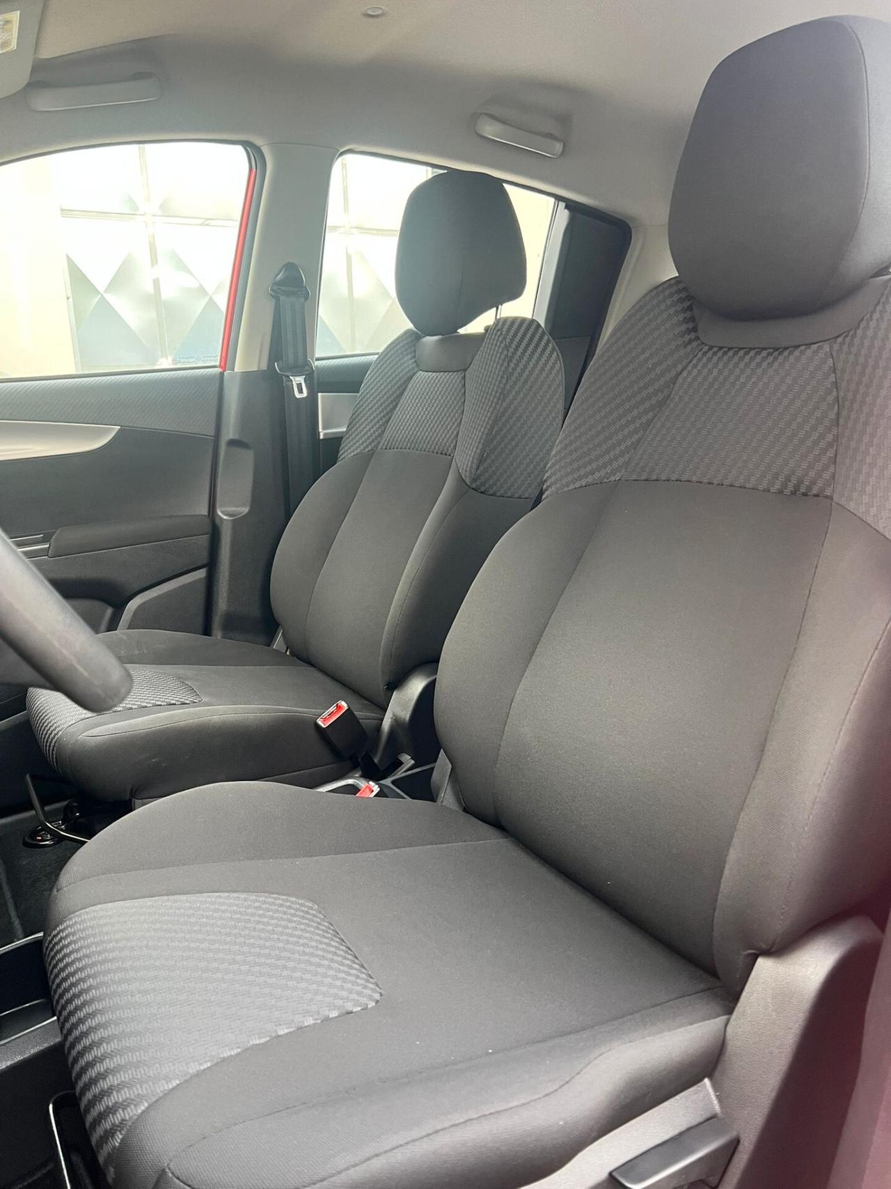 MAHINDRA KUV100 1.2 VVT K6+ 2025!!!