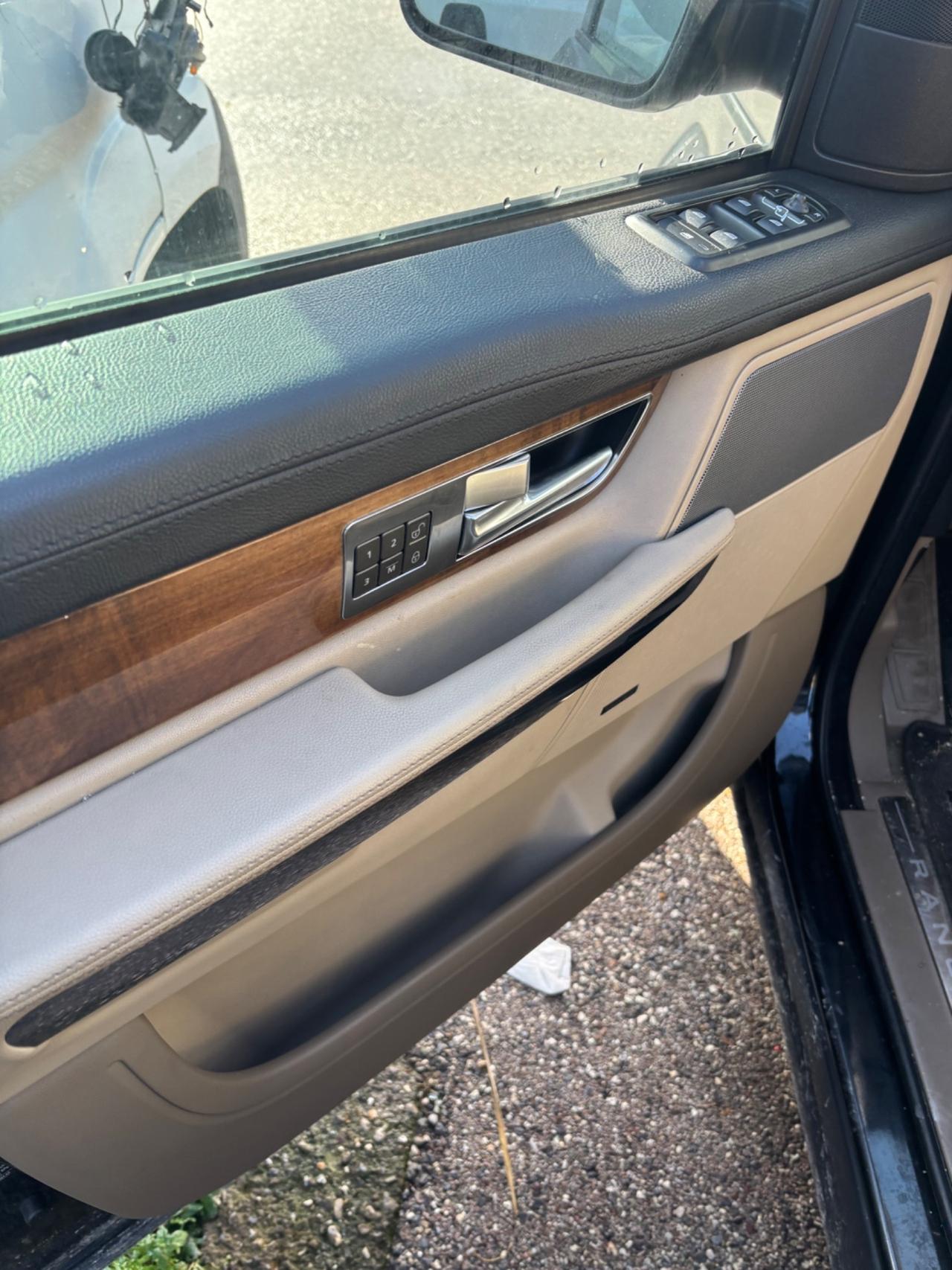 Land Rover Range Sport 3.0 SDV6 HSE motore batte per commercianti