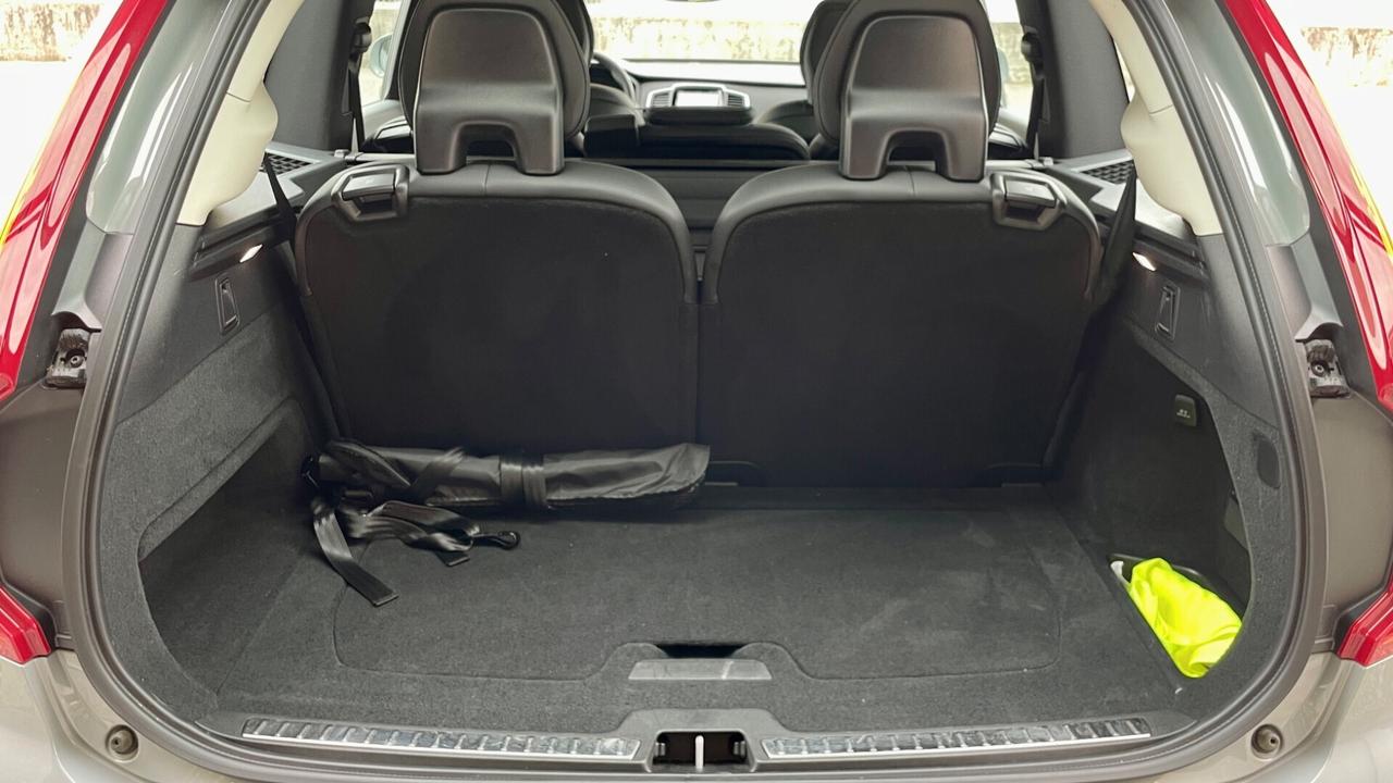 VOLVO XC 90 B5D 2.0 AWD ULTIMATE BRIGHT 235CV - 7 POSTI, PELLE, FULL LED