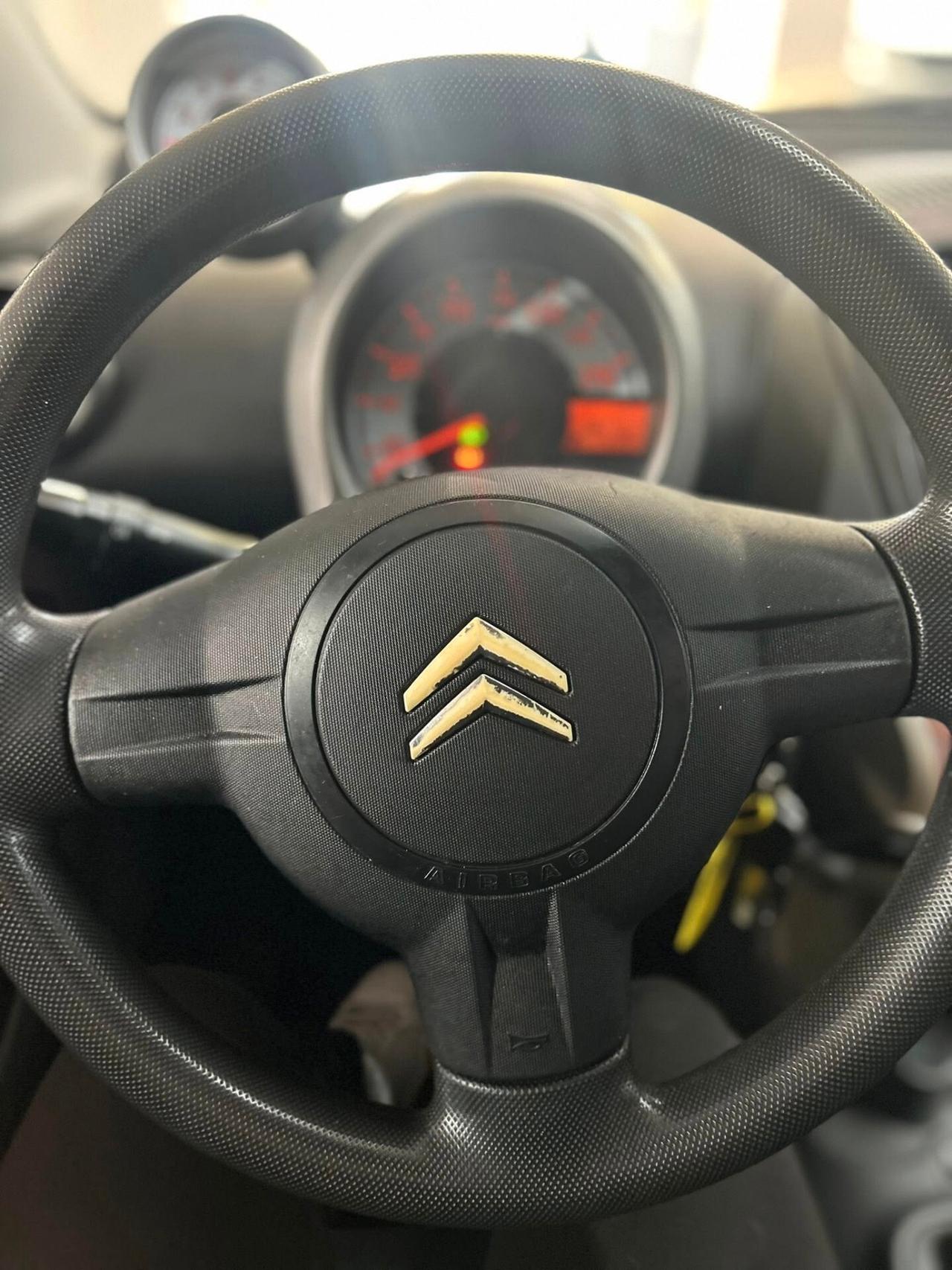 Citroen C1 1.0 5 porte- (VENDUTA)