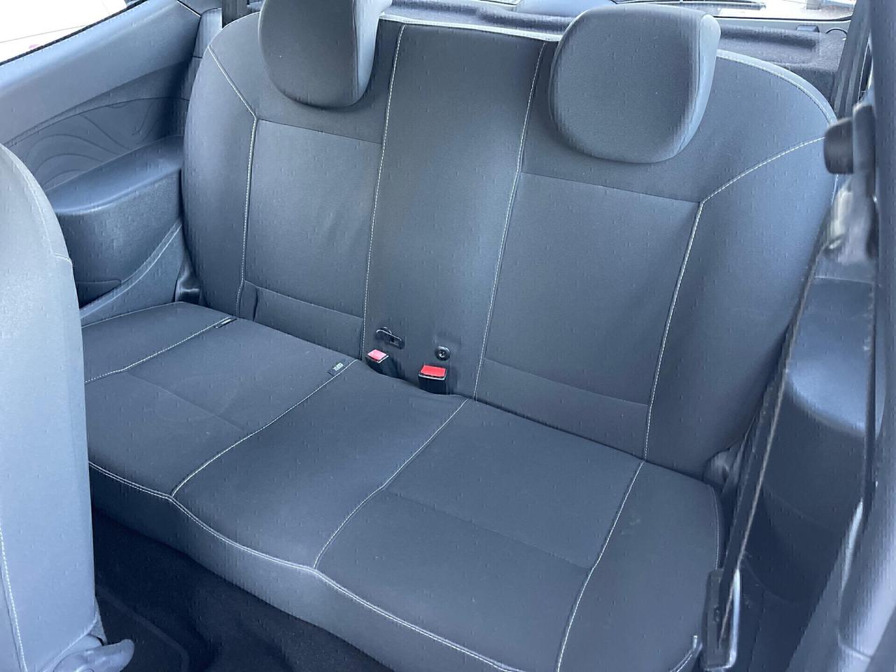 Renault Twingo 1.2 16V LEV Miss Sixty