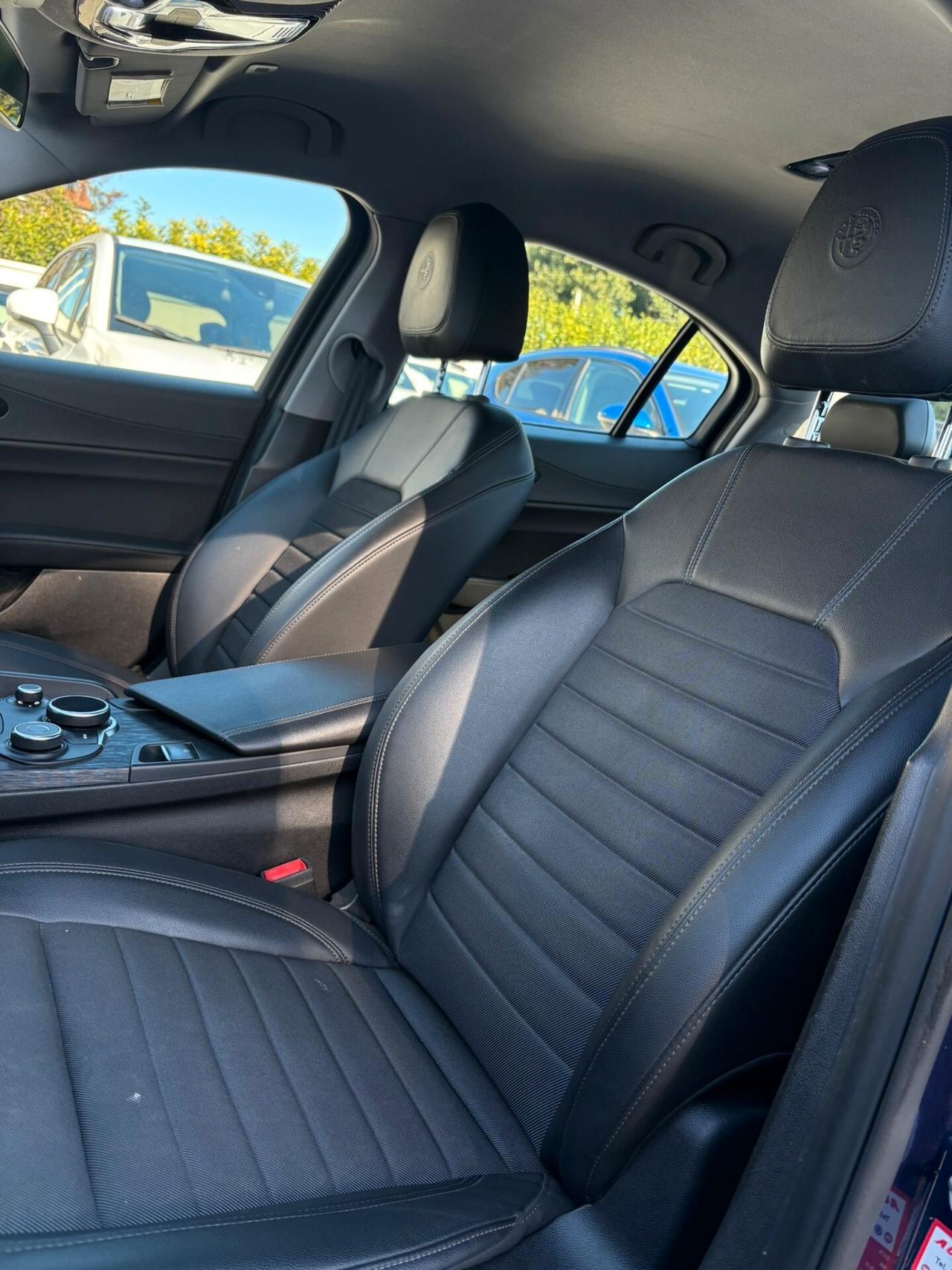 Alfa Romeo Giulia 2.2 Turbodiesel 160 CV AT8 Business