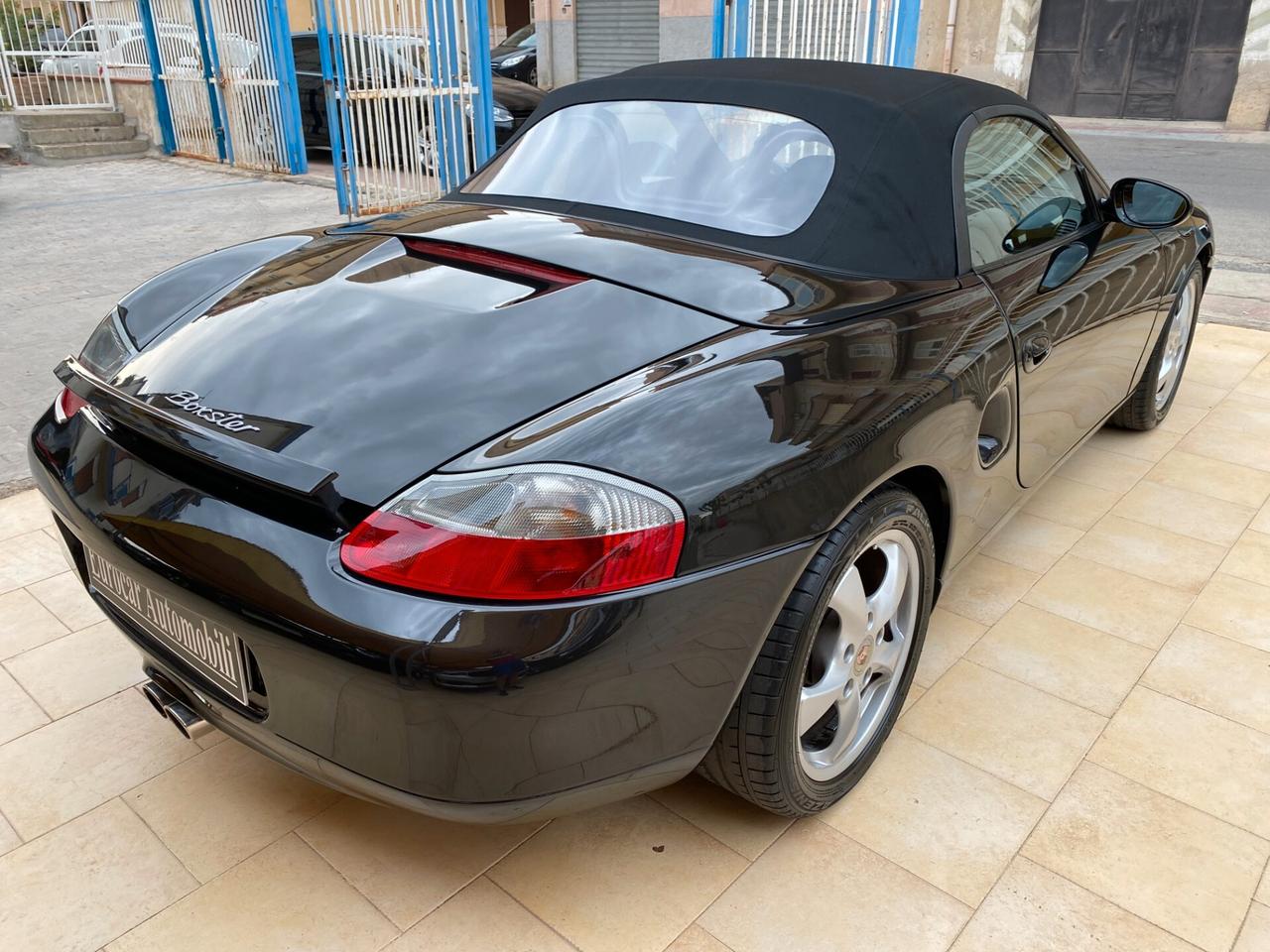Porsche Boxster 2.5i 24V cat