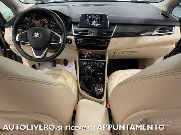 BMW 218 d Active Tourer Luxury-PELLE-NAVI-XENO