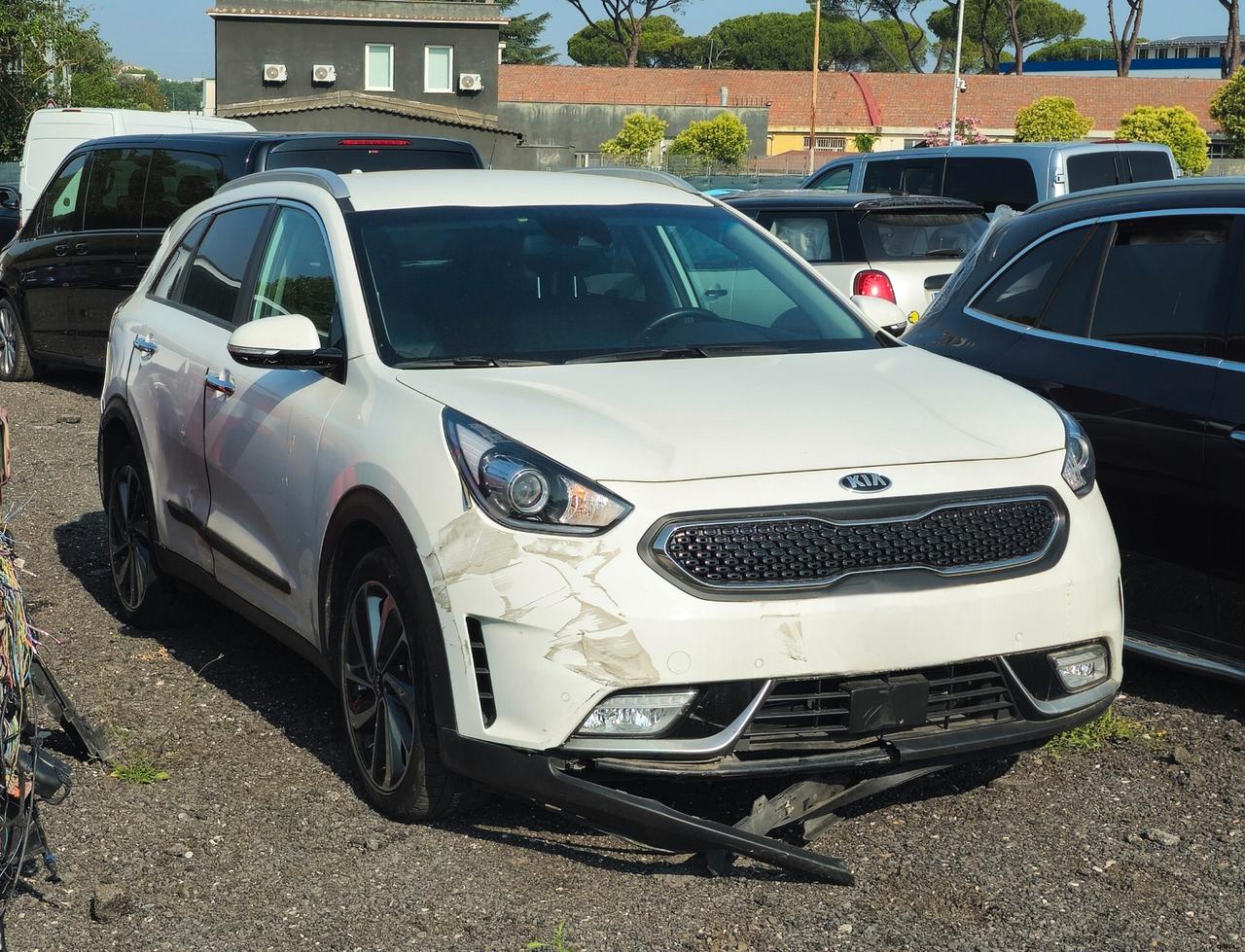 SINISTRATO Kia Niro 1.6 GDi DCT HEV Style