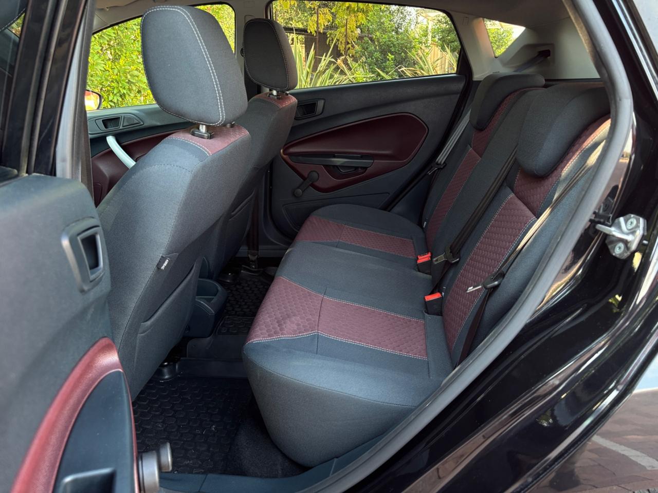Ford Fiesta 1.4 Benzina/GPL Titanium