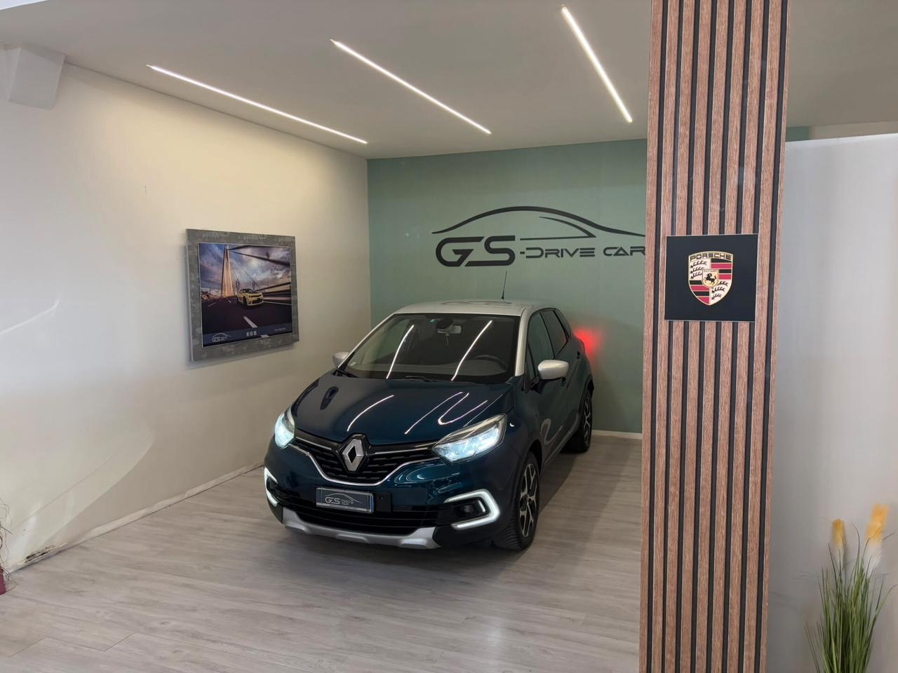 Renault Captur 900cc TCe 90 CV R-Link full LED