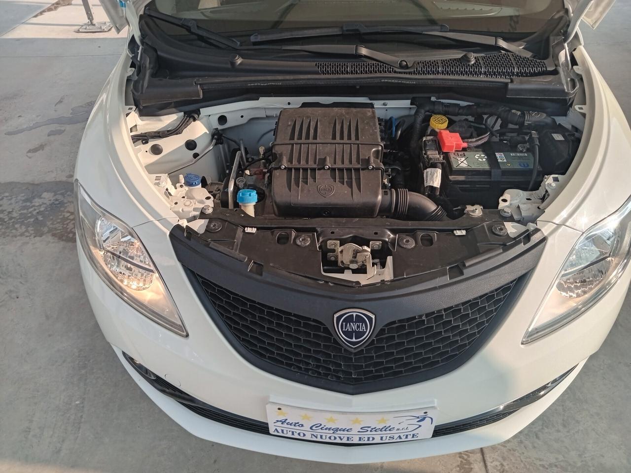 Ypsilon 1.2 C.V 69 PER NEO PATENTATI COME NUOVA