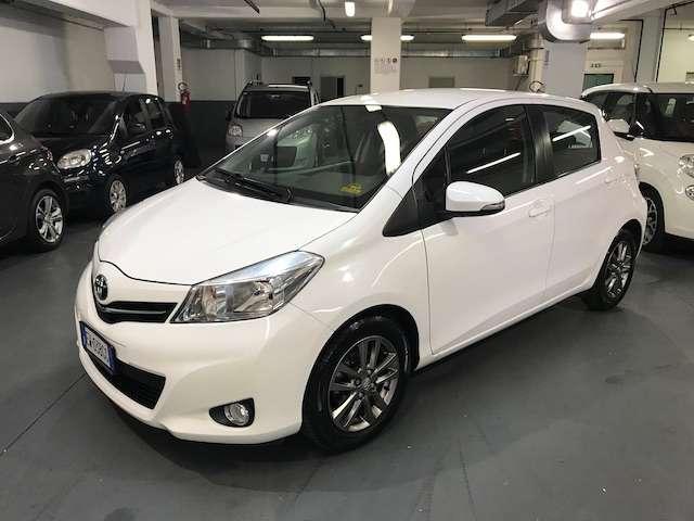 Toyota Yaris 5p 1.0 Lounge / POCHI KM / FULL OPTIONAL