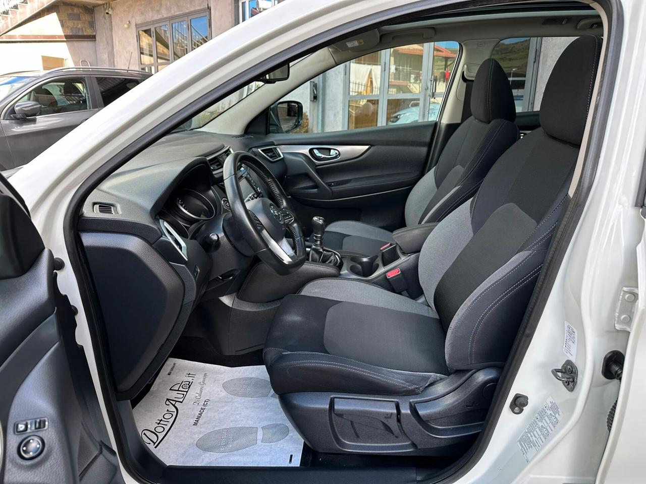 Nissan Qashqai 1.5 dCi Tekna