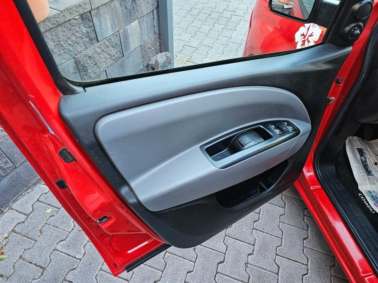 Opel Combo 1.6 CDTi 120CV PL-TN Elective
