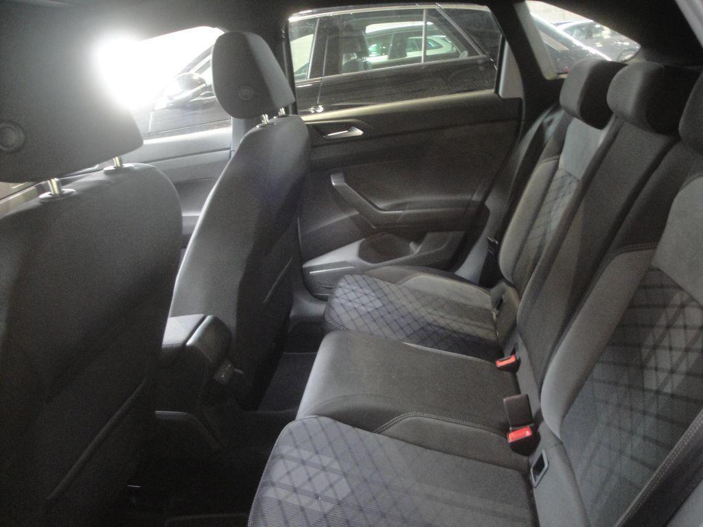 Volkswagen Taigo 1.0 Tsi 115 C.V. R-Line Tetto APRIBILE/PANORAMICO