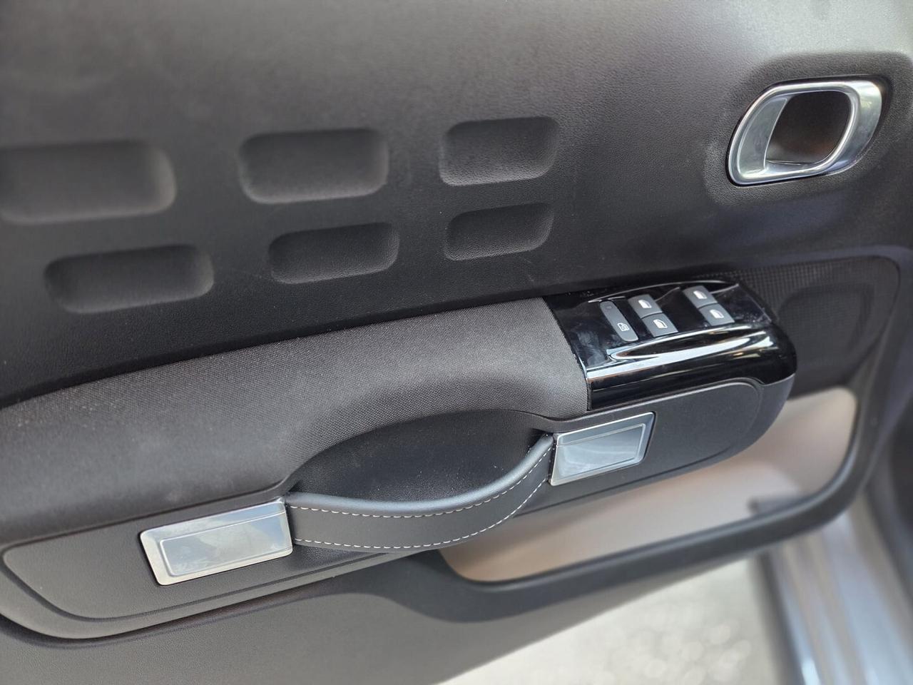 Citroen C3 1.2 83cv Shine Pack. 2023 solo*15000Km*