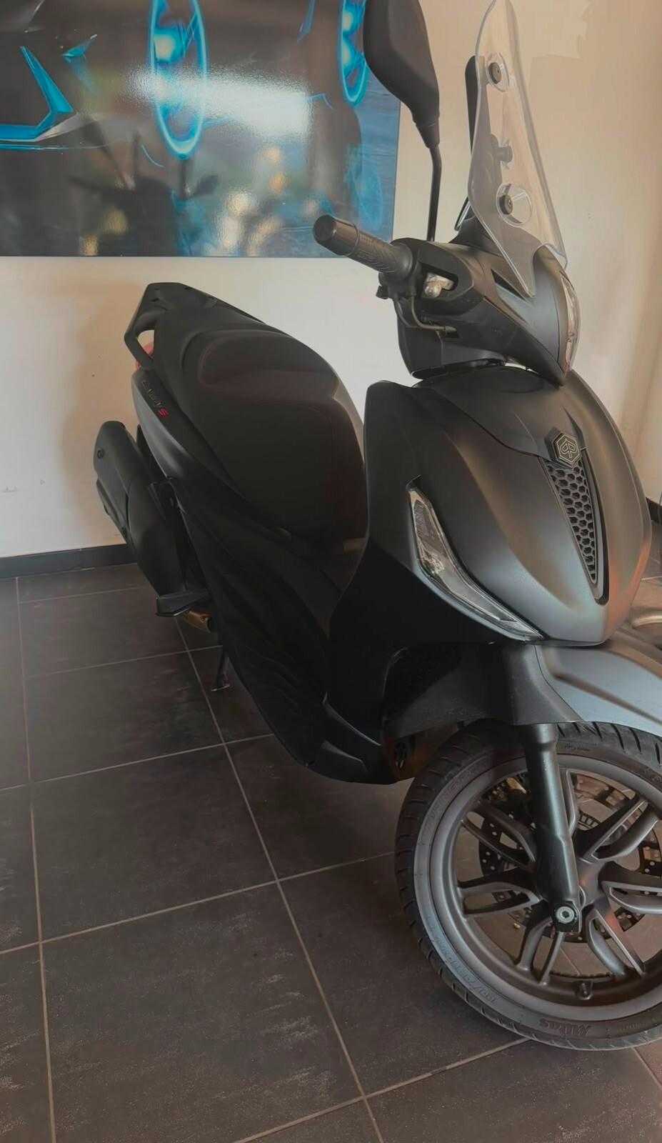 Piaggio Beverly 400