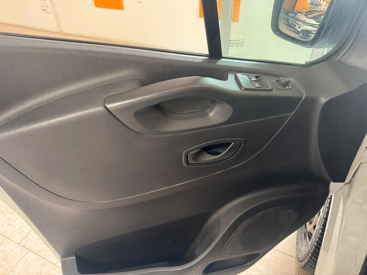 Renault Trafic T27 2.0 dCi 120CV PC-TN Furgone Ice Plus