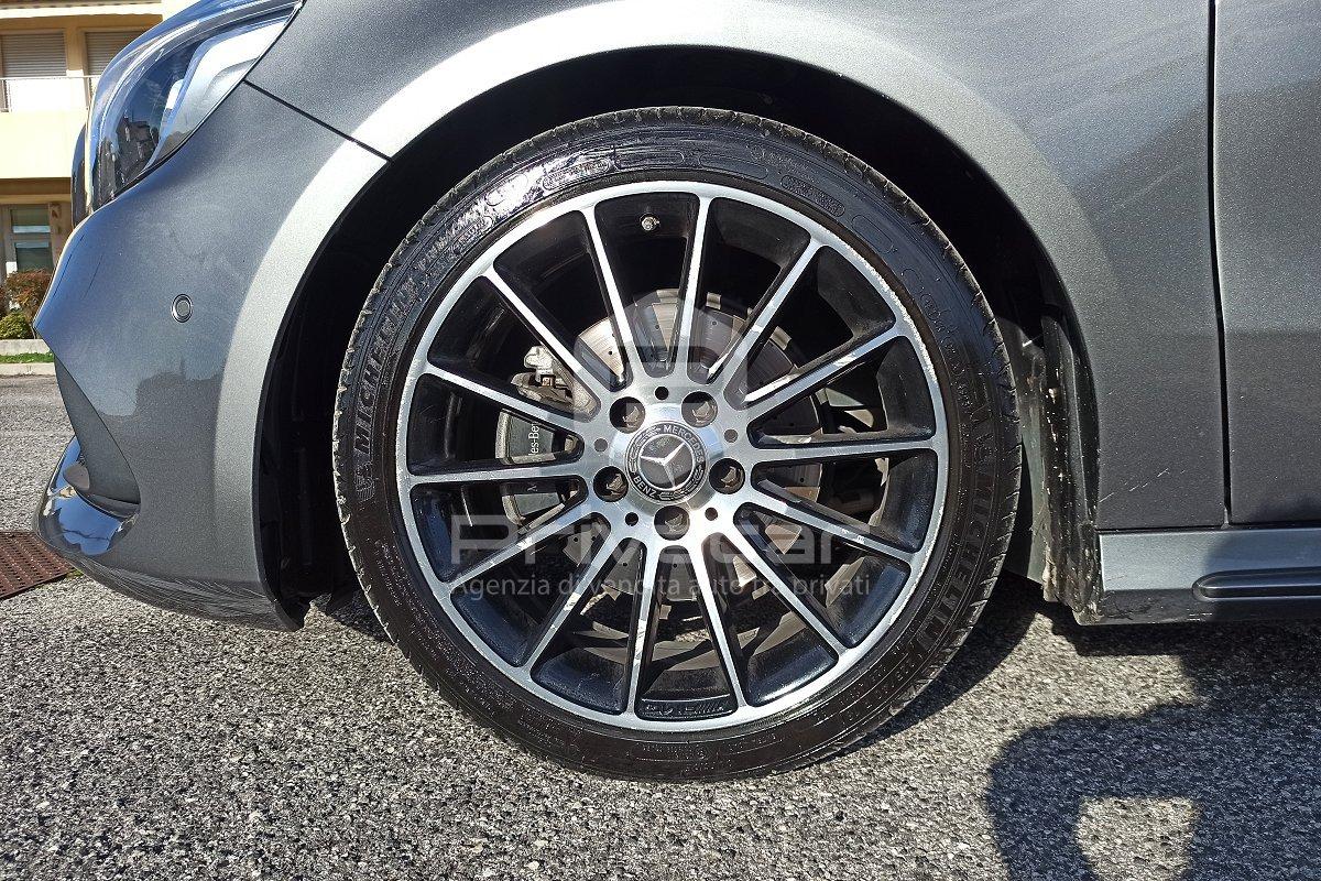 MERCEDES A 200 d Automatic Premium