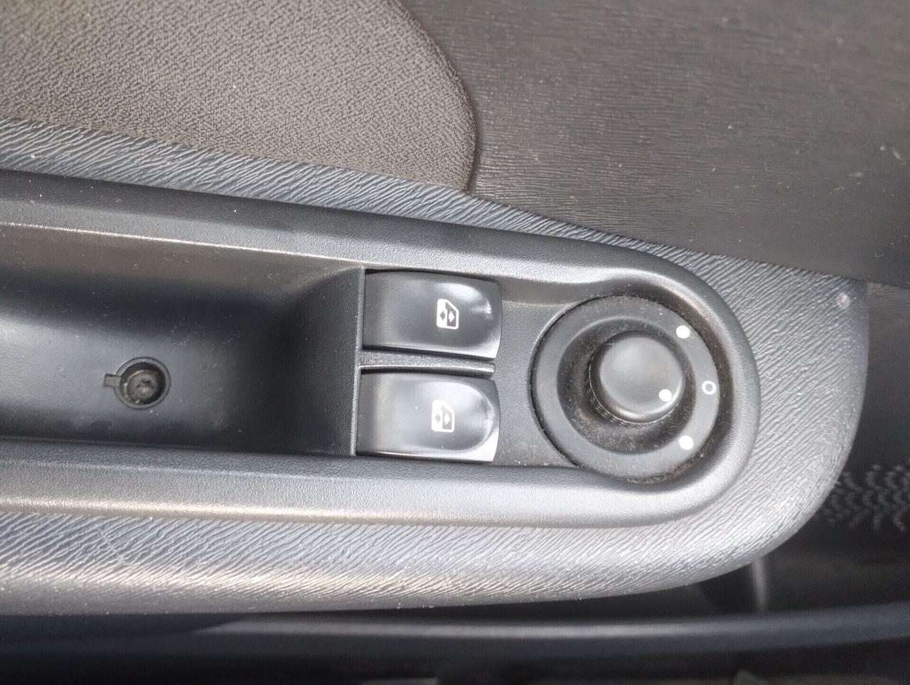 Renault Twingo 1.2 Le Iene NEOPATENTATI