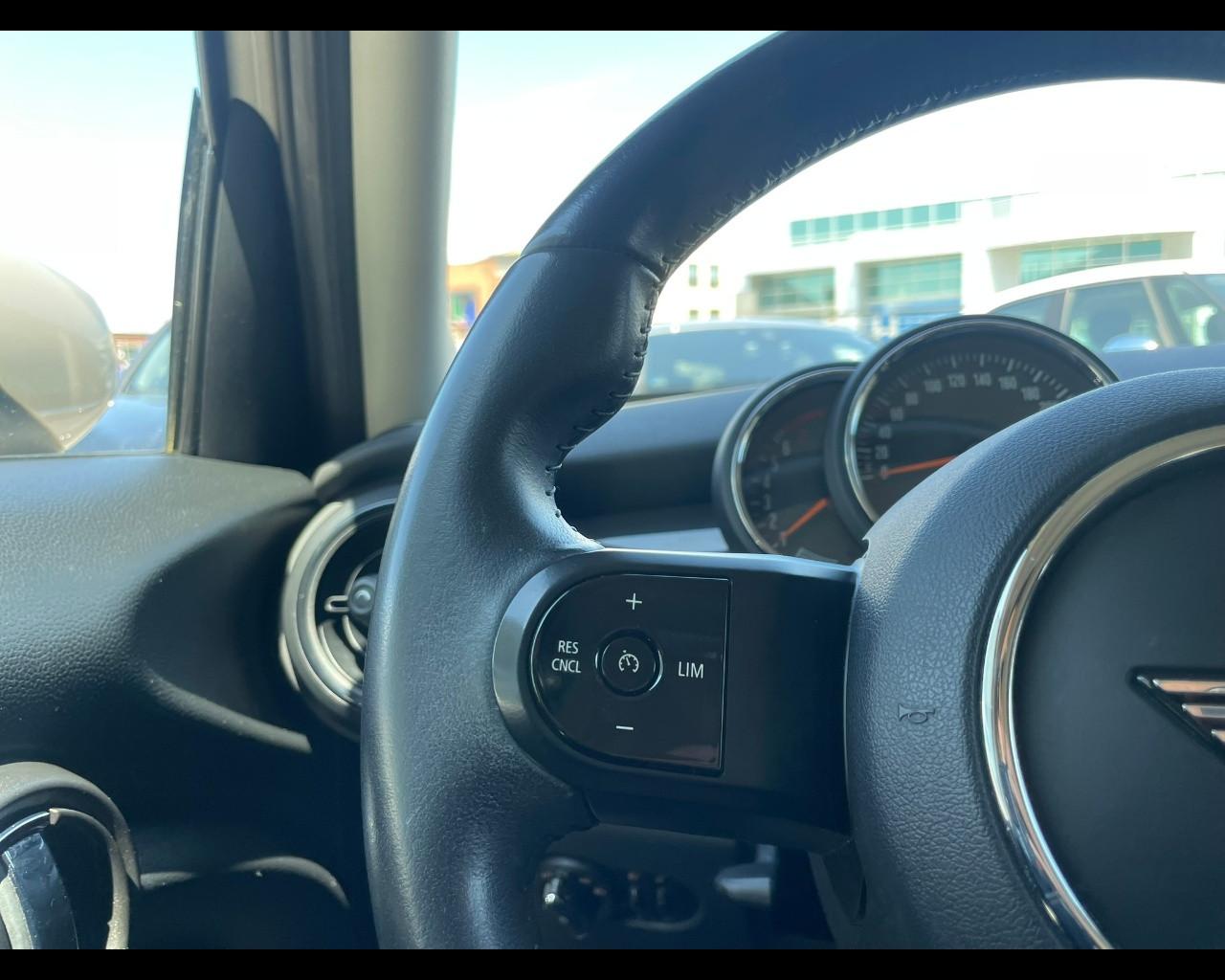 MINI Mini 5 porte (F55) - Mini 1.5 One Camden 5 porte