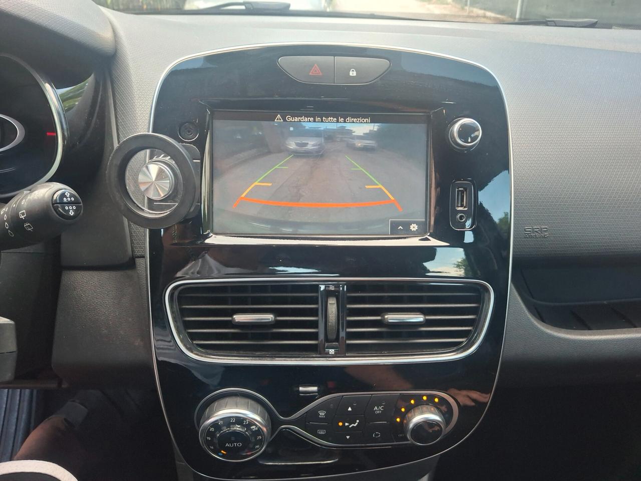 Renault Clio dCi 8V 90CV EDC Start&Stop 5 porte automatica modello full