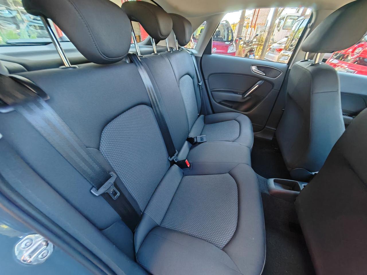 Audi A1 1,4 diesel 08/2015 Cv90