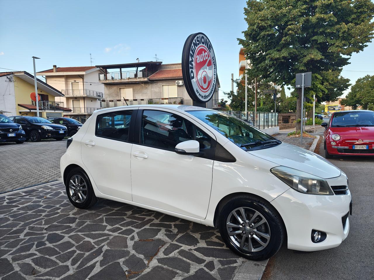 Toyota Yaris 1.0 5 porte Lounge