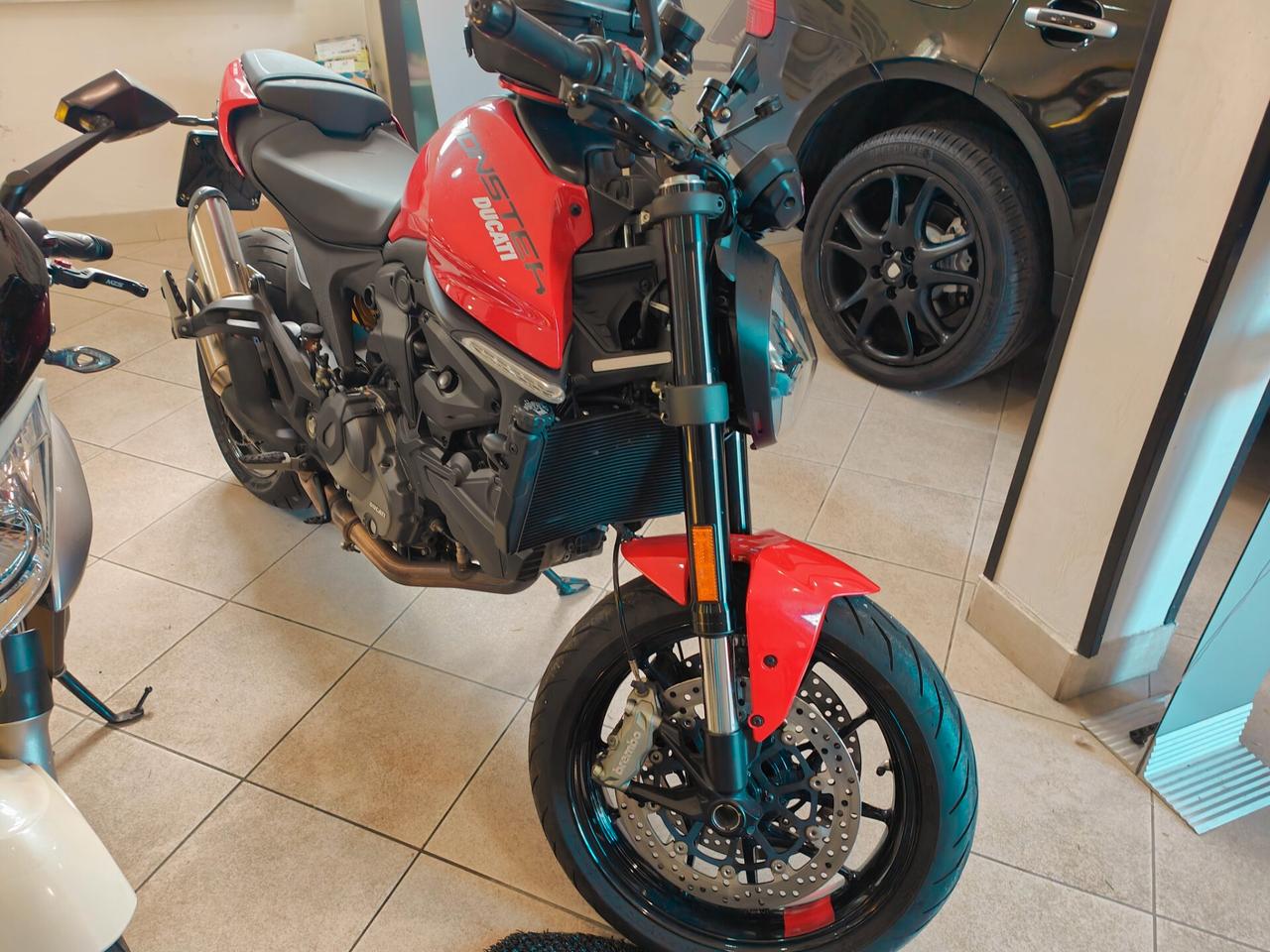 Ducati Monster 937