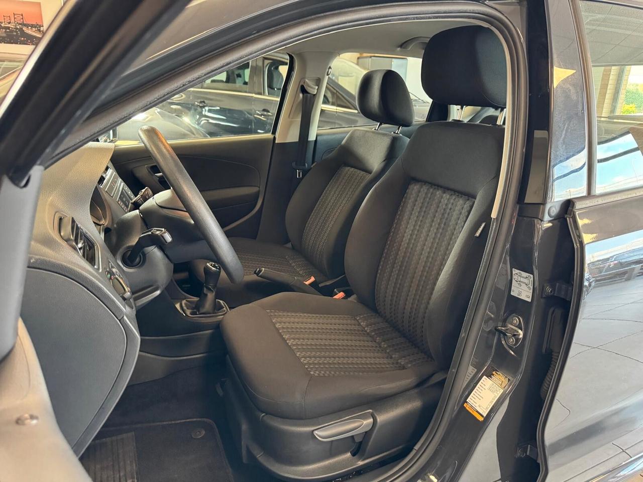 Volkswagen Polo 1.0 MPI BENZ 60CV 5P TRENDLINE 2016