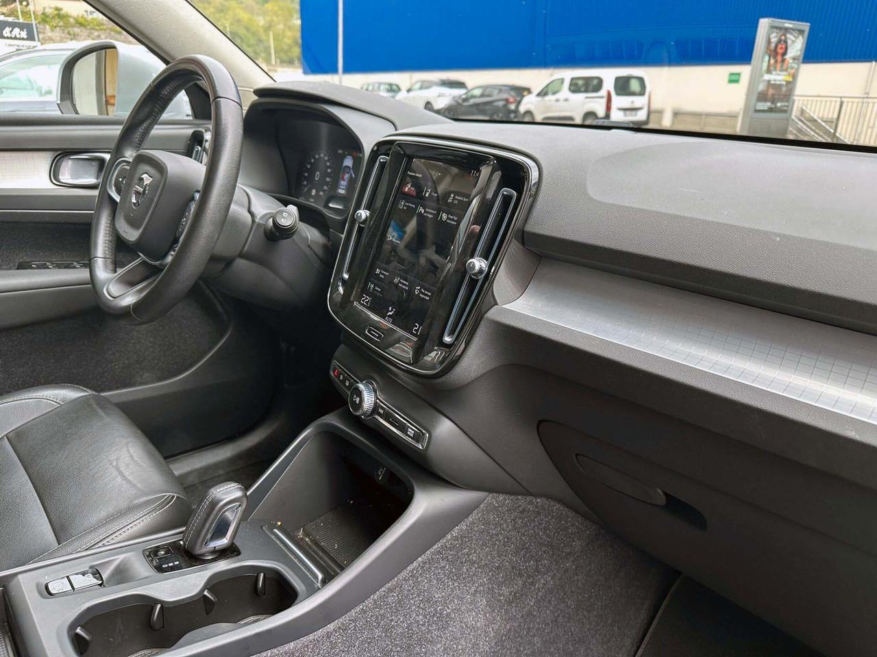Volvo XC40 T5 Plug-in Hybrid Inscription Expression Tetto Apribile Interni in Pelle Unicopro. Fatturaabile