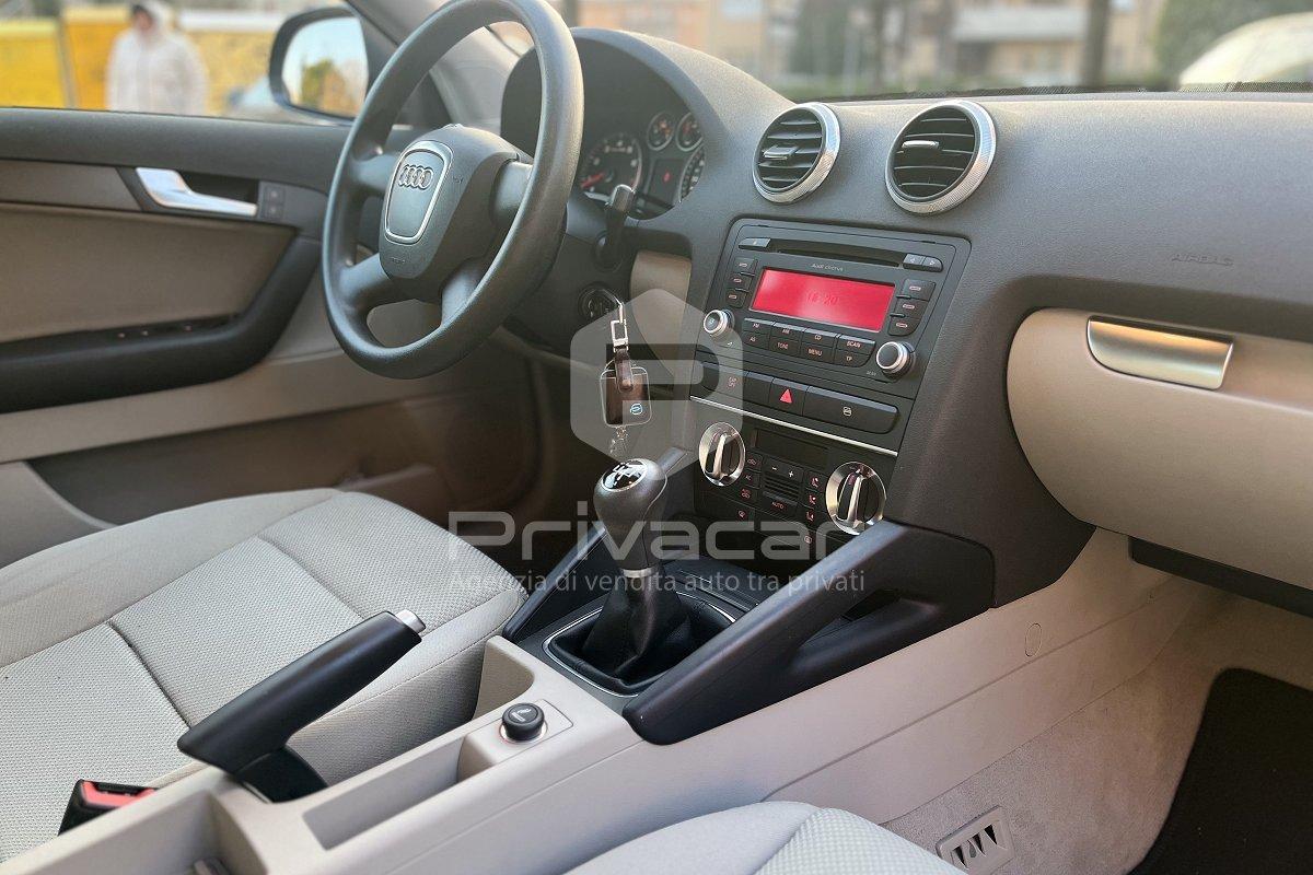AUDI A3 SPB 1.6 Attraction