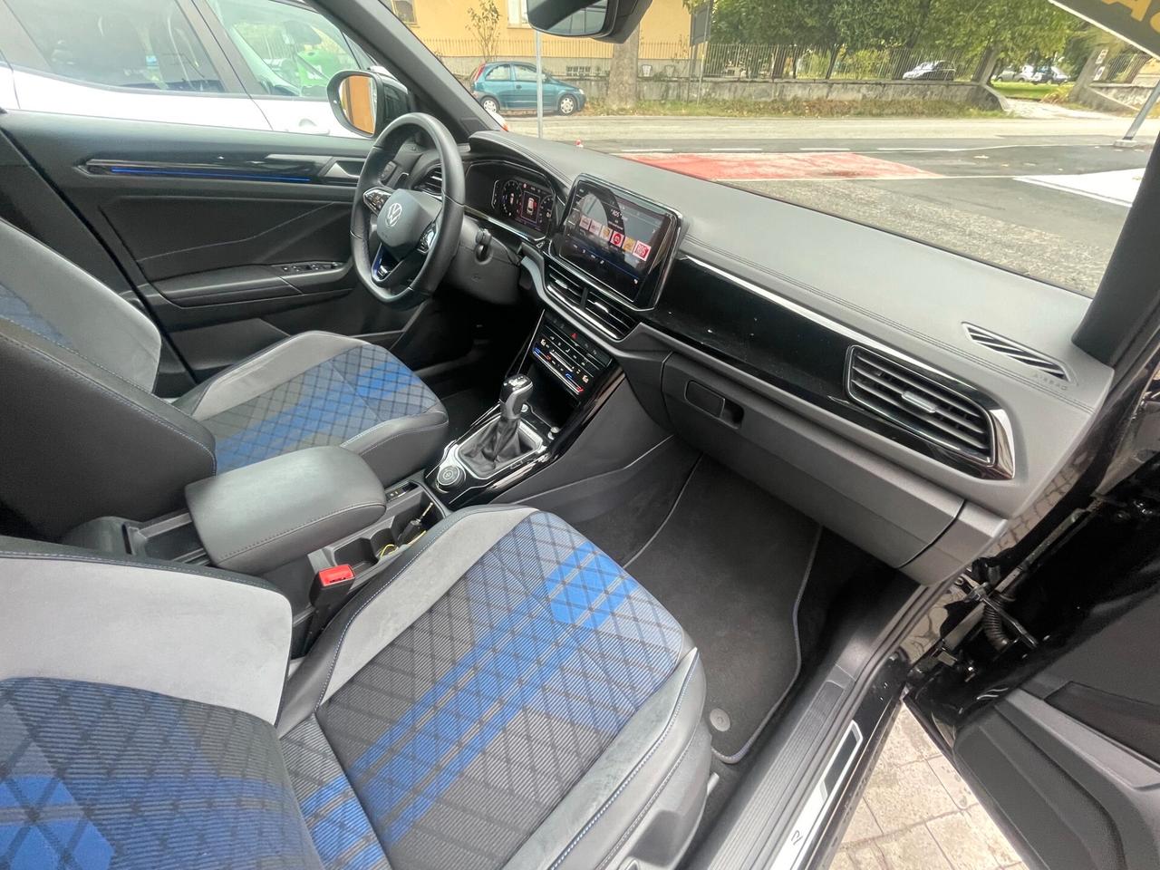 Volkswagen T-Roc R 2.0 TSI DSG 4MOTION AKRAPOVIC'