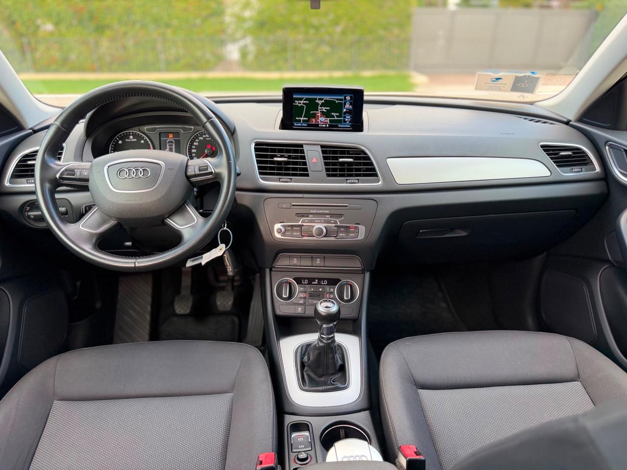 Audi Q3 2.0 TDI 120 CV Business