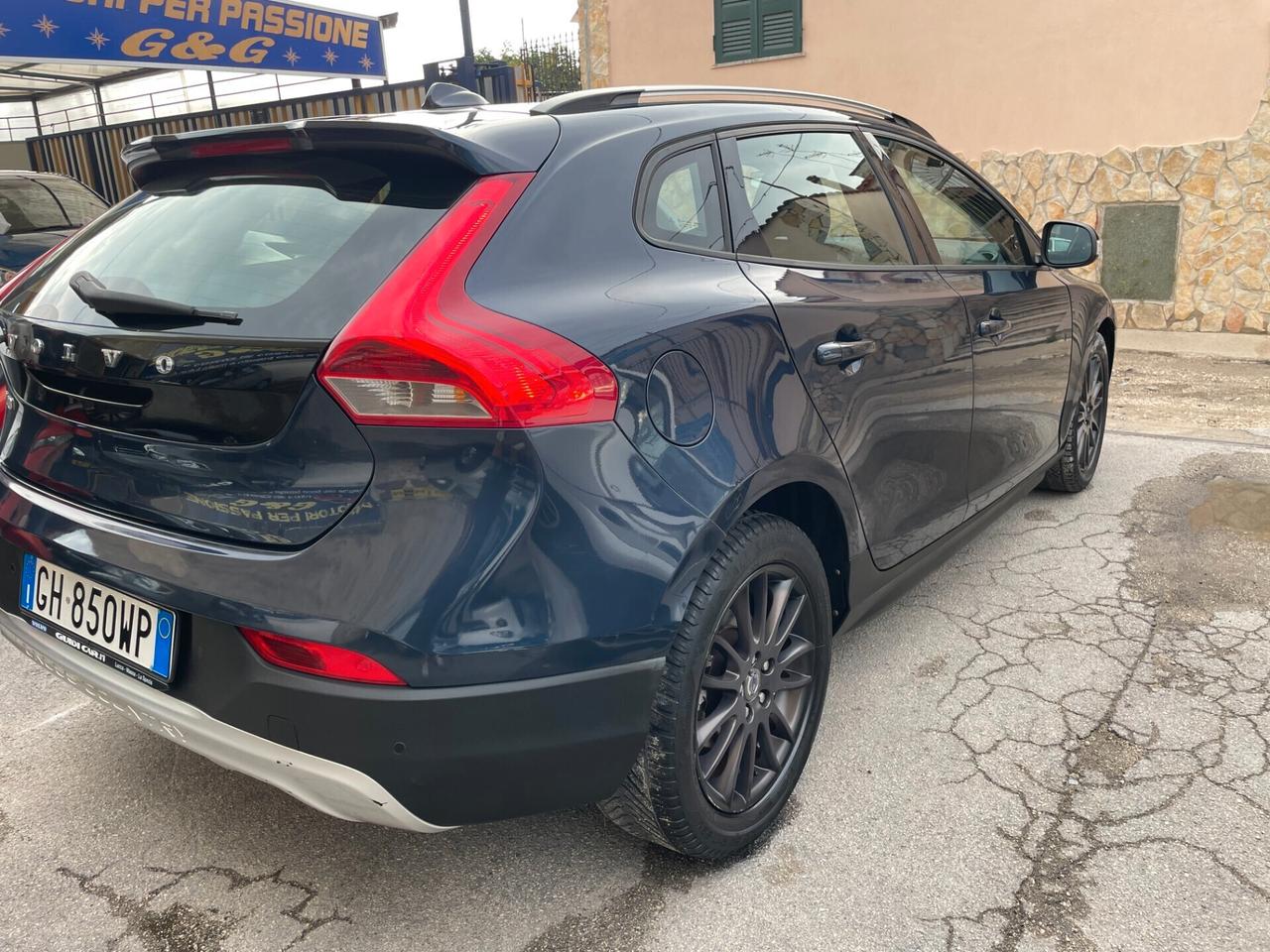 Volvo V40 Cross Country D2 1.6 Momentum