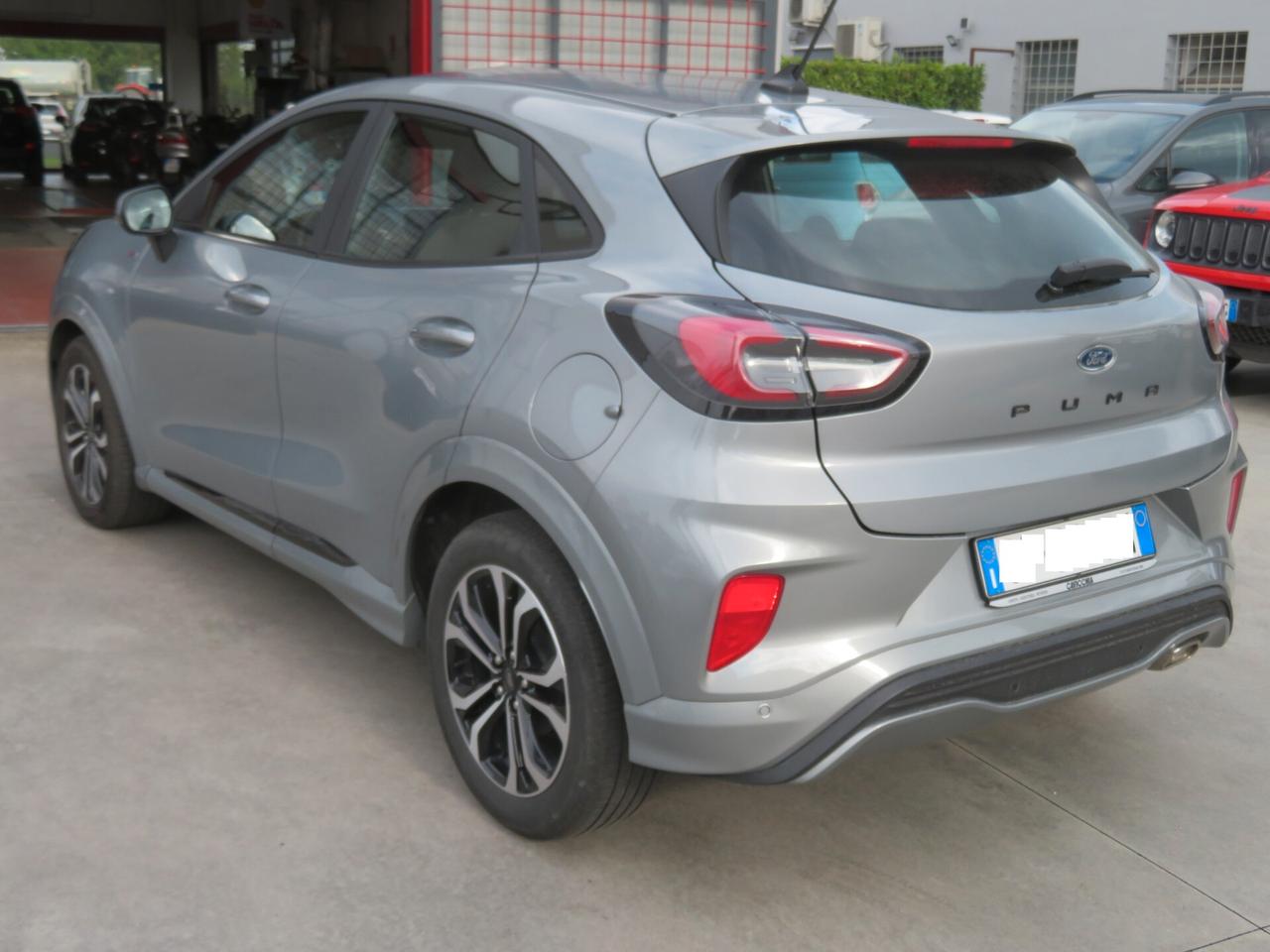 Ford Puma 1.0 EcoBoost Hybrid 125 CV S&S aut. ST-Line