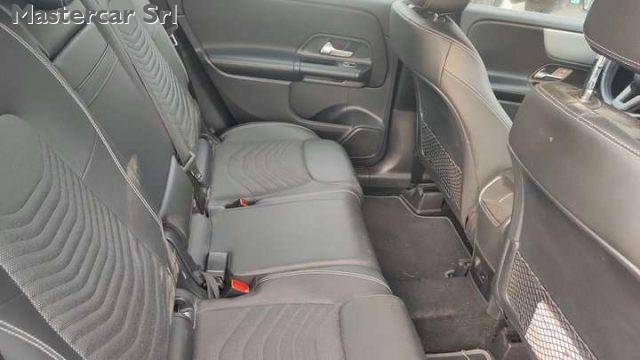 MERCEDES-BENZ GLB 200 GLB d Business Sport auto 7 posti - GJ431YY
