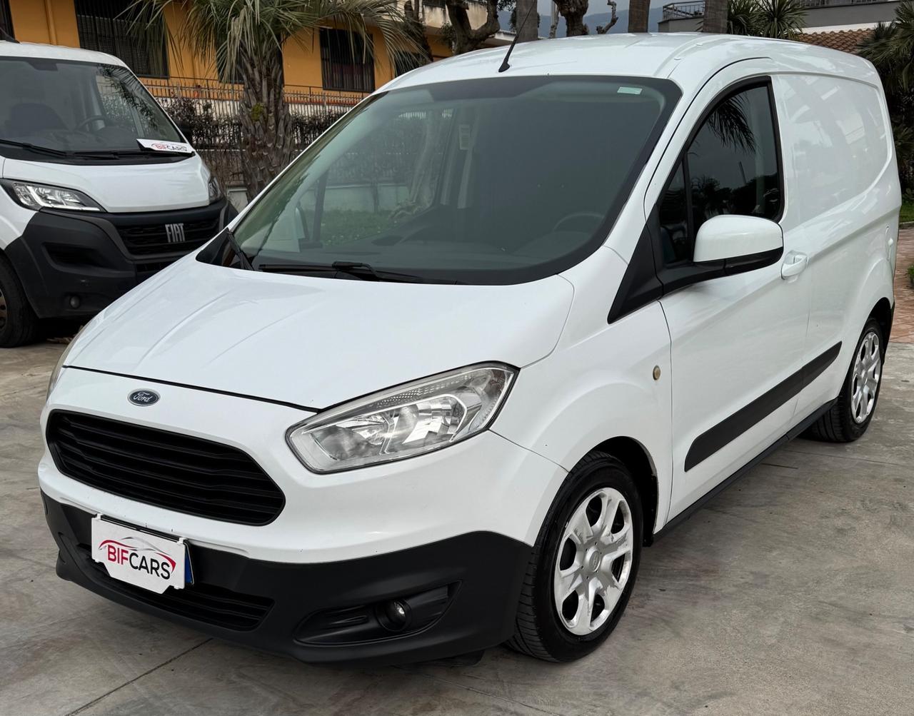 Ford Transit Courier 1.5 TDCi 75CV Van Entry