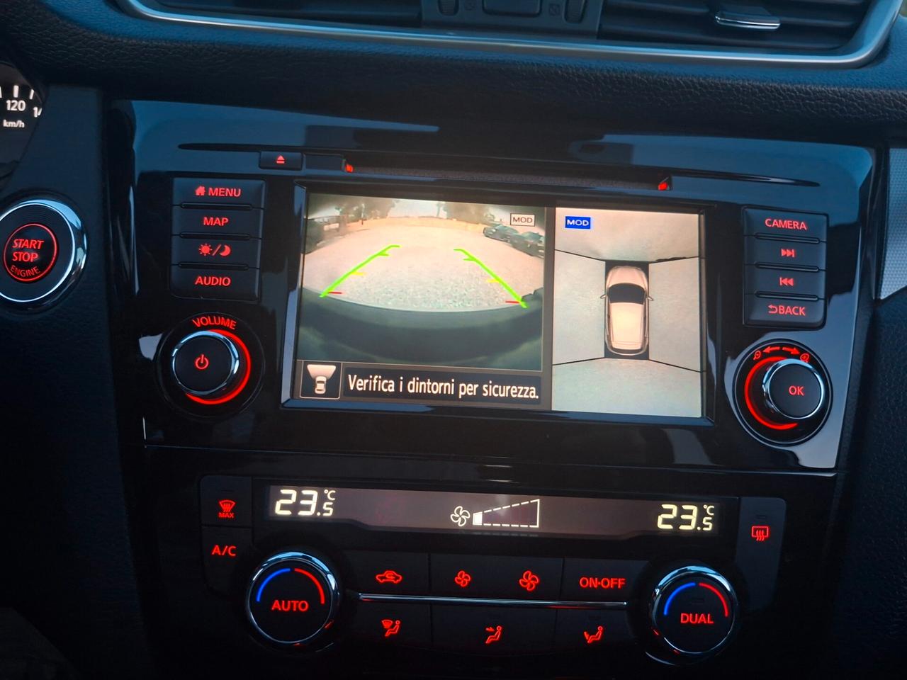 Qashqai 1.7 dCi 150cv-N-Connecta *TETTO-LED-Cam360°