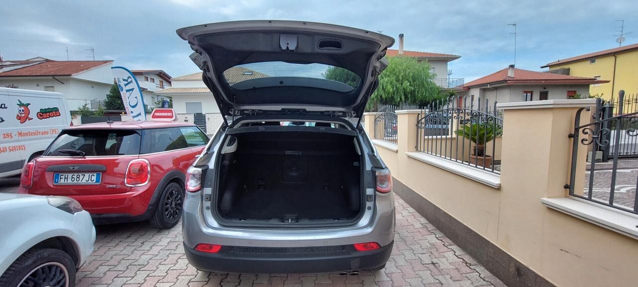 JEEP COMPASS 2WD 1,6 DIESEL 120 CV LIMITED PELLE NAVI TELEFONO LEGA STRAFULL IMPECCABILE