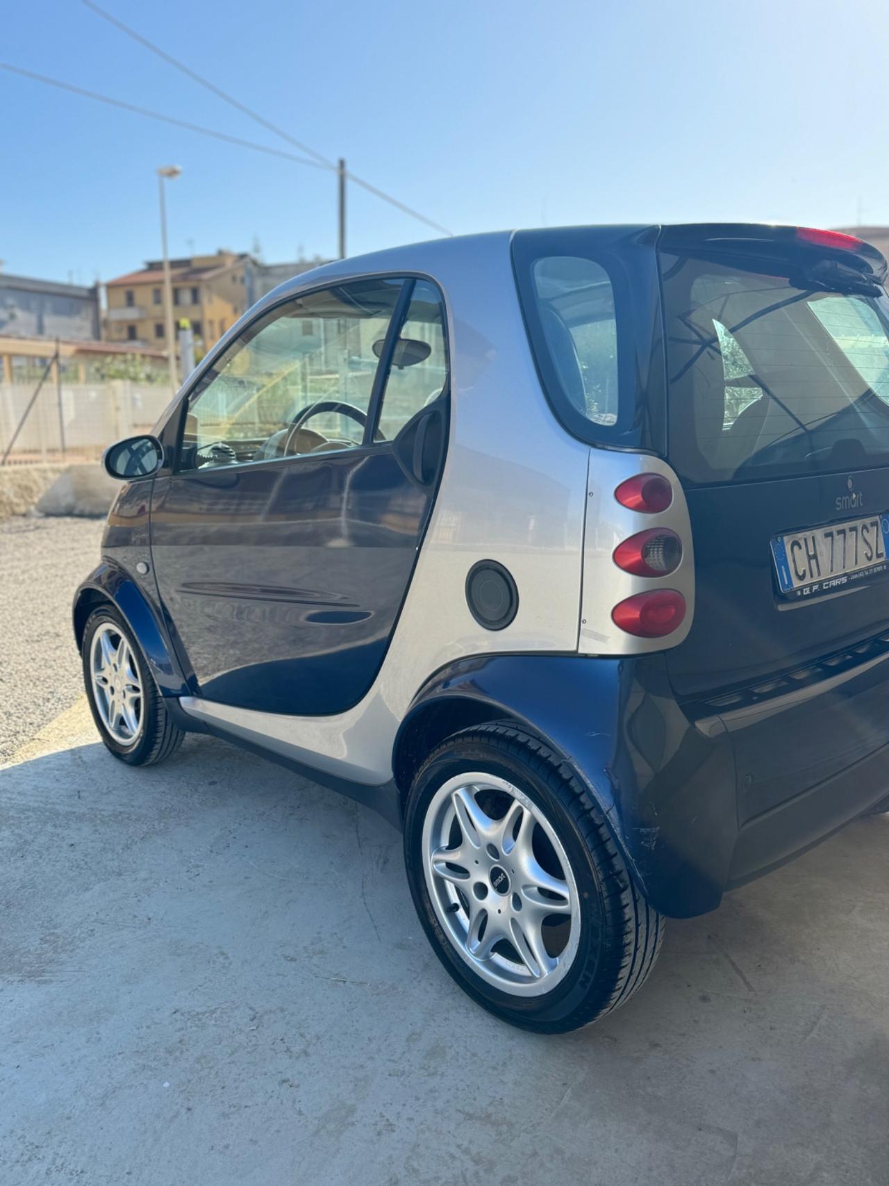 Smart fortwo 0.7 Turbo Basis