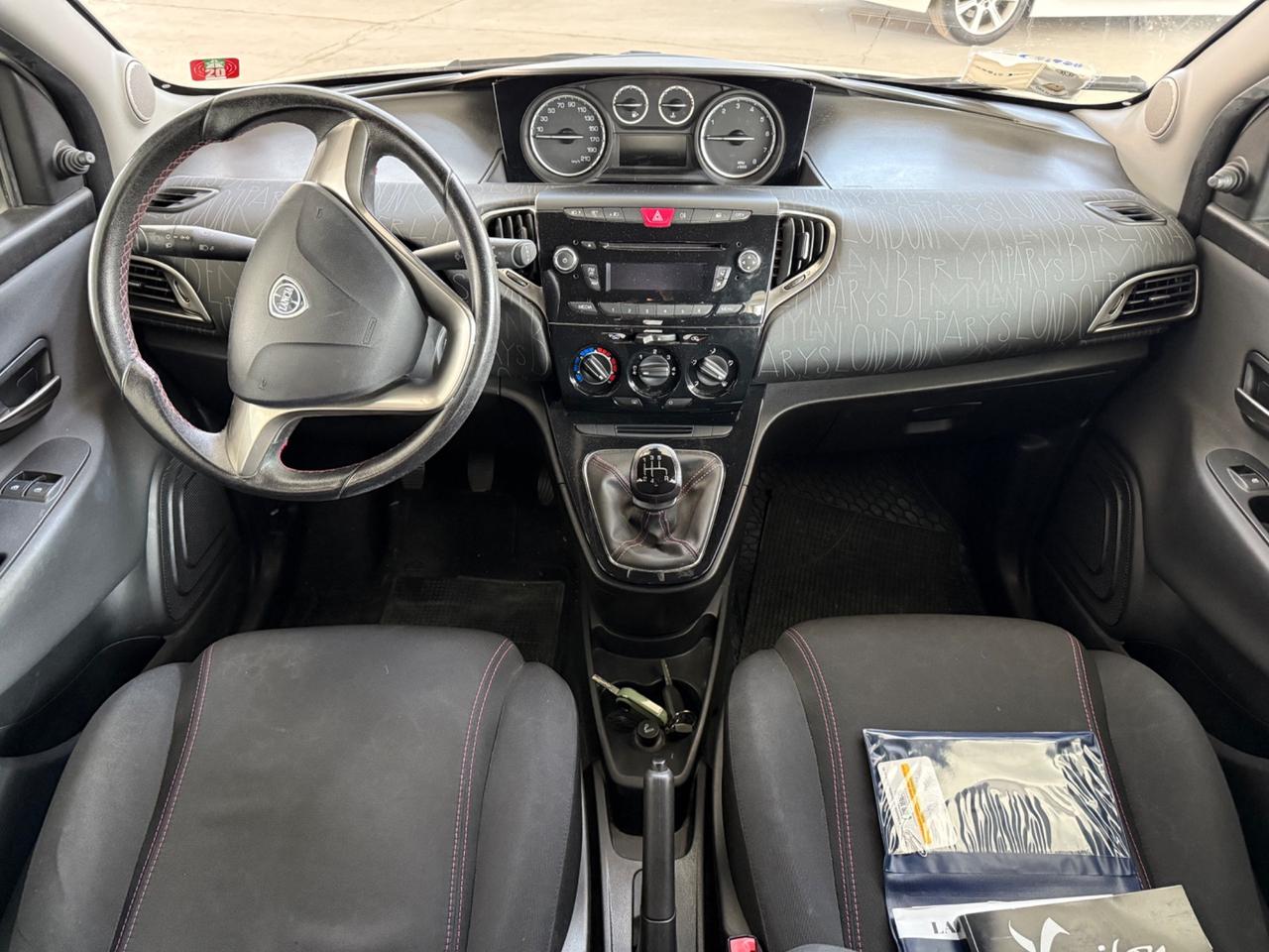 Lancia Ypsilon 1.2 69 CV Elefantino km 58.000