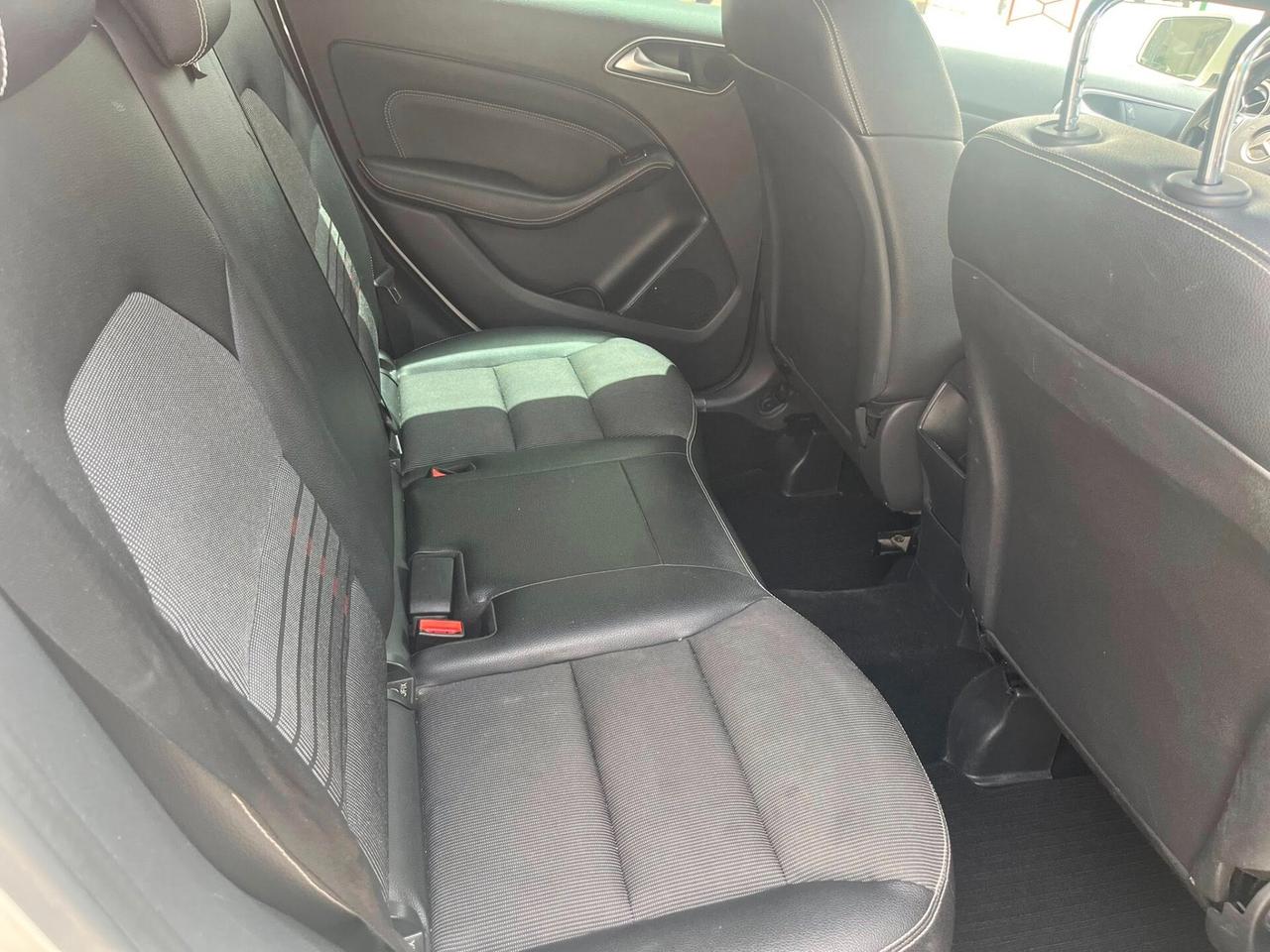 Mercedes-benz B 200 d Business