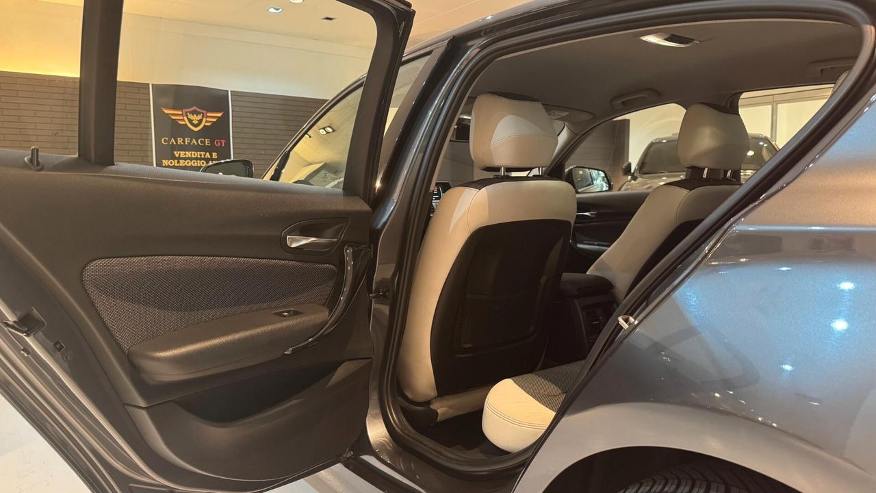BMW 116D SPORT 116 CV - 2016